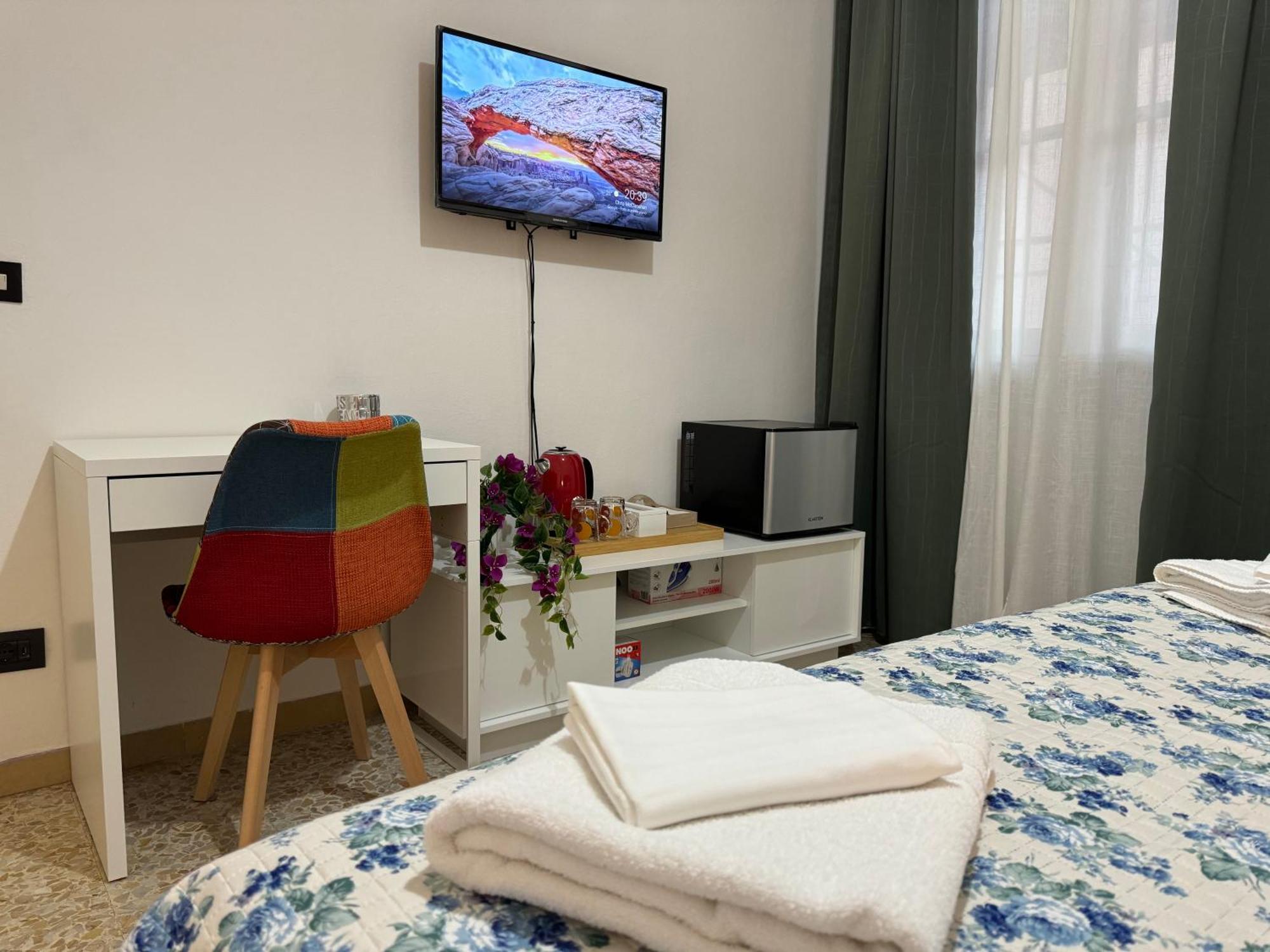 Hotel The Galaxy House Pisa Exterior foto